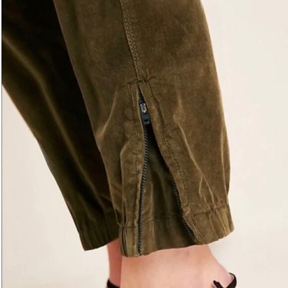 SANCTUARY Olive green Corduroy Cargo Jogger pull on Pants size 1X - Picture 3 of 16